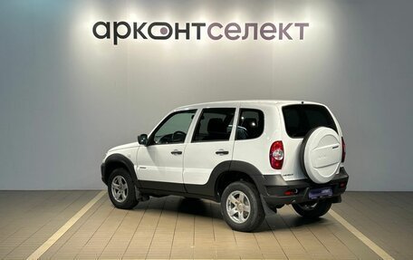 Chevrolet Niva I рестайлинг, 2018 год, 770 000 рублей, 4 фотография