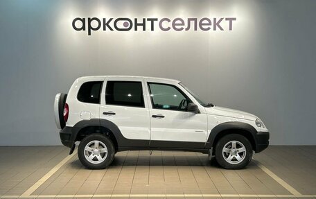 Chevrolet Niva I рестайлинг, 2018 год, 770 000 рублей, 6 фотография