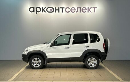 Chevrolet Niva I рестайлинг, 2018 год, 770 000 рублей, 5 фотография