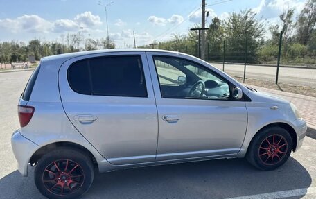 Toyota Vitz, 2001 год, 400 000 рублей, 5 фотография