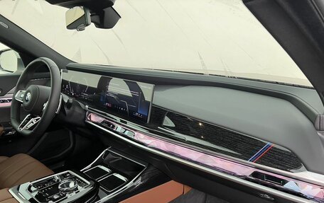 BMW 7 серия, 2025 год, 14 040 000 рублей, 5 фотография