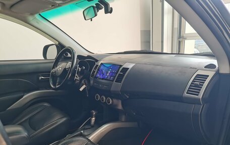 Mitsubishi Outlander III рестайлинг 3, 2007 год, 1 050 000 рублей, 14 фотография