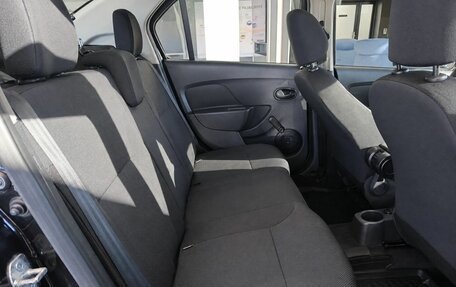 Renault Logan II, 2018 год, 949 000 рублей, 9 фотография