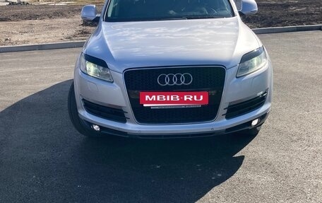 Audi Q7, 2006 год, 1 050 000 рублей, 2 фотография
