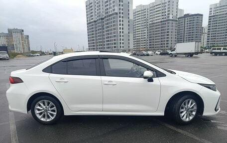 Toyota Corolla, 2022 год, 2 200 000 рублей, 5 фотография