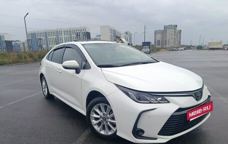 Toyota Corolla, 2022 год, 2 200 000 рублей, 6 фотография