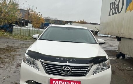Toyota Camry, 2014 год, 1 310 000 рублей, 1 фотография