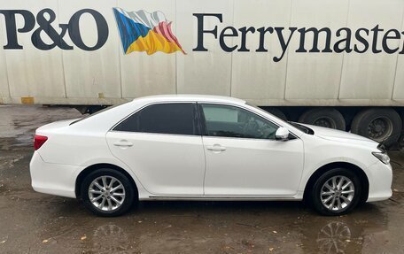 Toyota Camry, 2014 год, 1 310 000 рублей, 2 фотография