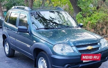 Chevrolet Niva I рестайлинг, 2015 год, 690 000 рублей, 11 фотография