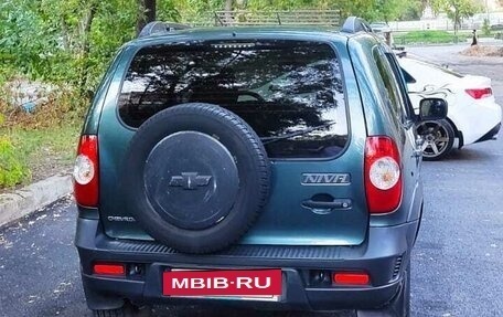 Chevrolet Niva I рестайлинг, 2015 год, 690 000 рублей, 9 фотография