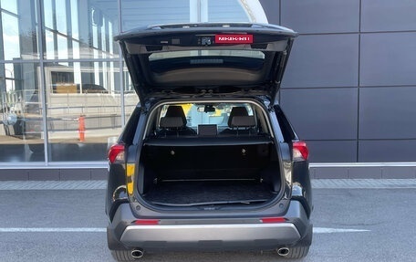 Toyota RAV4, 2019 год, 3 014 000 рублей, 6 фотография