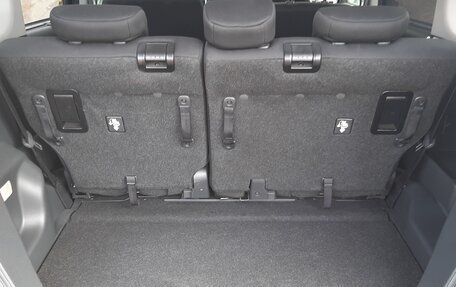 Toyota Roomy I, 2017 год, 950 000 рублей, 14 фотография