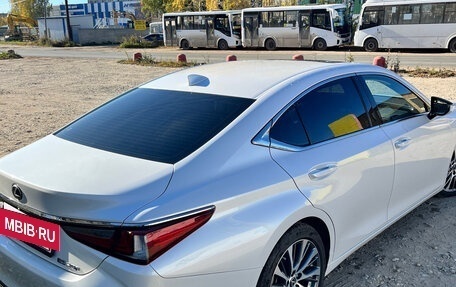 Lexus ES VII, 2020 год, 4 900 000 рублей, 5 фотография