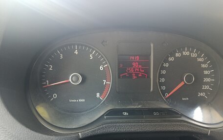 Volkswagen Polo VI (EU Market), 2012 год, 390 000 рублей, 3 фотография