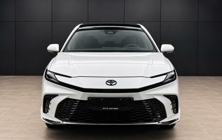 Toyota Camry, 2025 год, 3 970 000 рублей, 2 фотография