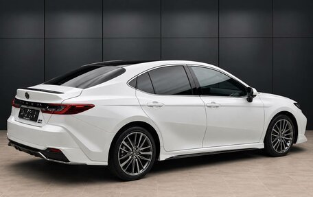Toyota Camry, 2025 год, 3 970 000 рублей, 4 фотография