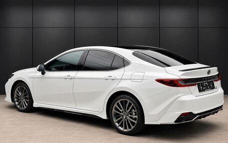 Toyota Camry, 2025 год, 3 970 000 рублей, 6 фотография