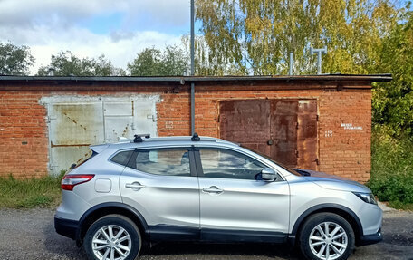 Nissan Qashqai, 2017 год, 2 000 000 рублей, 2 фотография