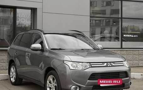 Mitsubishi Outlander III рестайлинг 3, 2012 год, 1 350 000 рублей, 3 фотография