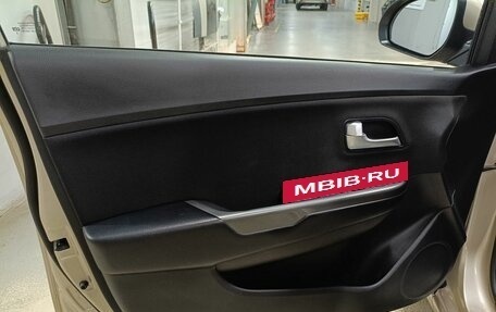 KIA Rio III рестайлинг, 2014 год, 1 050 000 рублей, 5 фотография