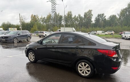 Hyundai Solaris II рестайлинг, 2011 год, 698 000 рублей, 3 фотография