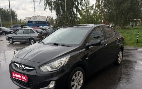 Hyundai Solaris II рестайлинг, 2011 год, 698 000 рублей, 1 фотография