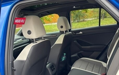 Volkswagen T-Roc I, 2019 год, 3 099 999 рублей, 8 фотография