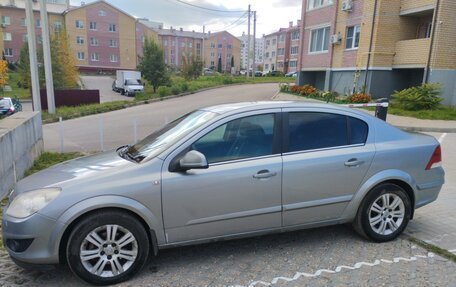 Opel Astra H, 2011 год, 600 000 рублей, 1 фотография