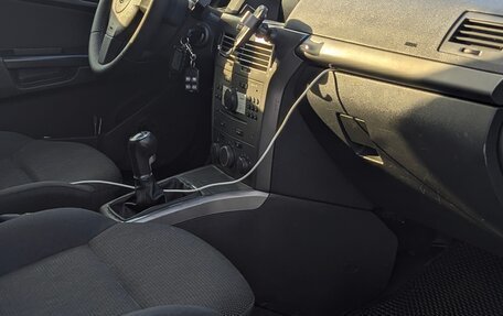 Opel Astra H, 2006 год, 320 000 рублей, 18 фотография