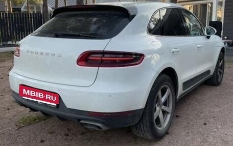 Porsche Macan I рестайлинг, 2016 год, 2 550 000 рублей, 2 фотография