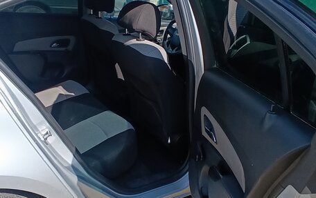 Chevrolet Cruze II, 2012 год, 599 900 рублей, 8 фотография