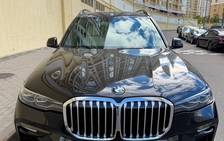 BMW X7, 2019 год, 8 000 000 рублей, 2 фотография