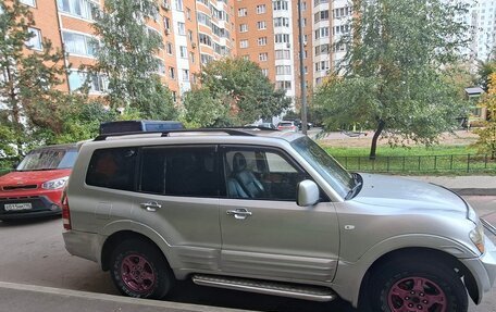 Mitsubishi Montero III, 2002 год, 690 000 рублей, 3 фотография
