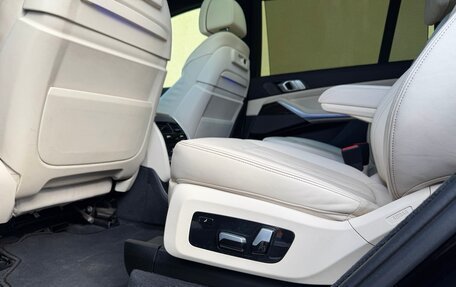 BMW X7, 2019 год, 8 000 000 рублей, 15 фотография