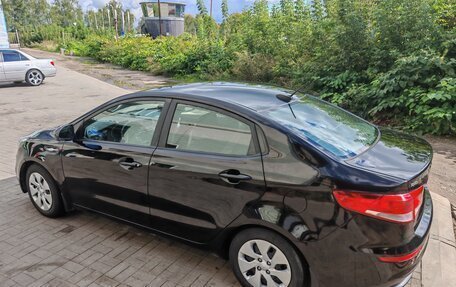 KIA Rio III рестайлинг, 2017 год, 940 000 рублей, 2 фотография