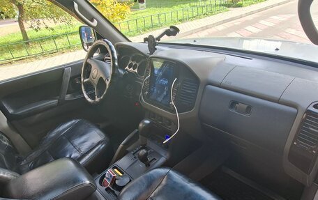 Mitsubishi Montero III, 2002 год, 690 000 рублей, 17 фотография