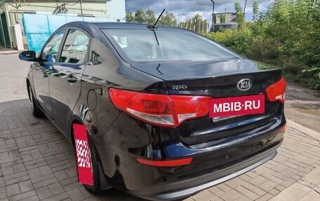 KIA Rio III рестайлинг, 2017 год, 940 000 рублей, 3 фотография