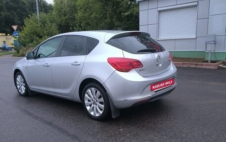 Opel Astra J, 2013 год, 460 000 рублей, 5 фотография