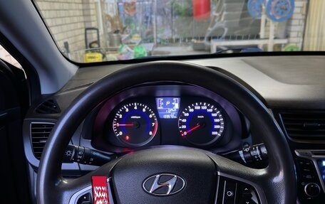 Hyundai Solaris II рестайлинг, 2014 год, 1 000 000 рублей, 8 фотография