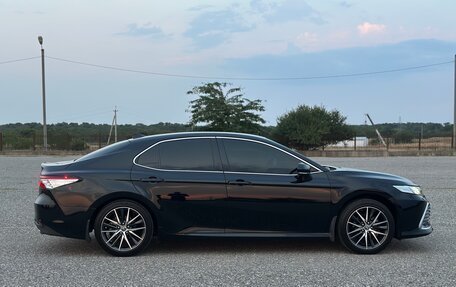 Toyota Camry, 2021 год, 3 175 000 рублей, 5 фотография
