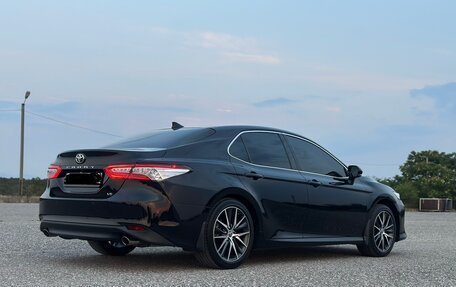 Toyota Camry, 2021 год, 3 175 000 рублей, 7 фотография