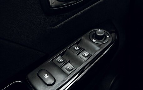 Renault Kaptur I рестайлинг, 2016 год, 1 355 000 рублей, 2 фотография