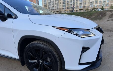 Lexus RX IV рестайлинг, 2017 год, 3 900 000 рублей, 9 фотография