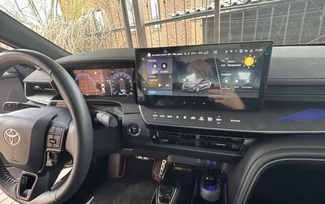 Toyota Camry, 2025 год, 3 850 000 рублей, 11 фотография