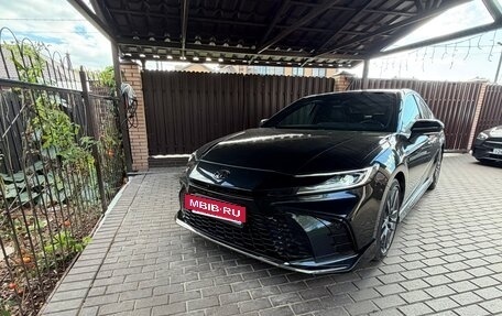 Toyota Camry, 2025 год, 3 850 000 рублей, 4 фотография