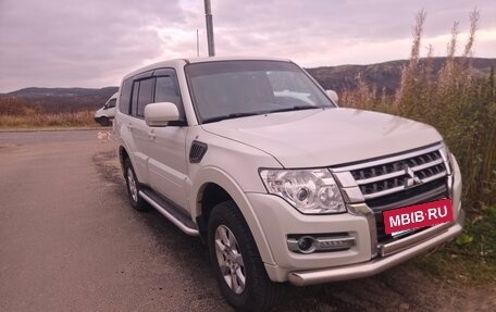 Mitsubishi Pajero IV, 2015 год, 2 350 000 рублей, 2 фотография