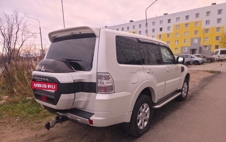 Mitsubishi Pajero IV, 2015 год, 2 350 000 рублей, 4 фотография