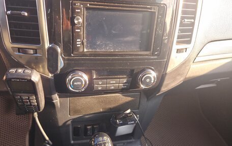 Mitsubishi Pajero IV, 2015 год, 2 350 000 рублей, 14 фотография