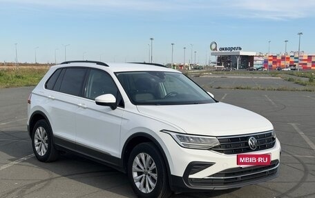 Volkswagen Tiguan II, 2021 год, 3 000 000 рублей, 6 фотография