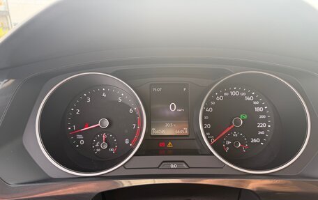 Volkswagen Tiguan II, 2021 год, 3 000 000 рублей, 16 фотография